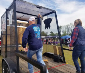 Read more about the article Bring the Heat This Summer with The Flip N’ Axe – On-Site & Mobile Events Now Booking in Jacksonville, NC!