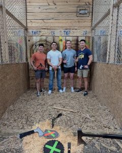 Read more about the article Flipping axes and catching vibes at Flip’N Axe. Are you in? 🪓